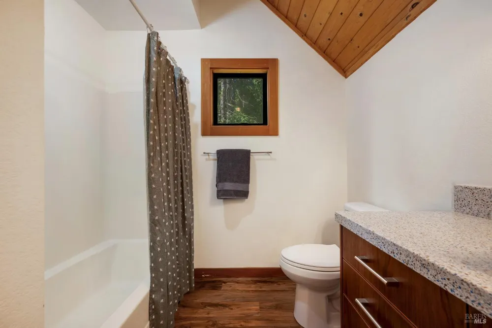 38051 Ocean Ridge Drive Gualala, CA 95445