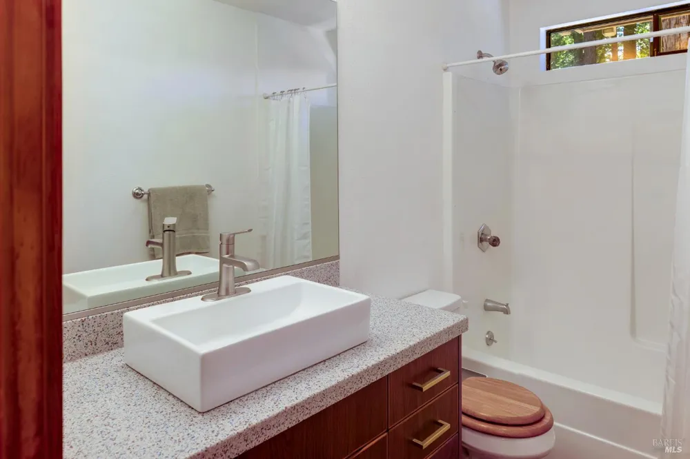 38051 Ocean Ridge Drive Gualala, CA 95445
