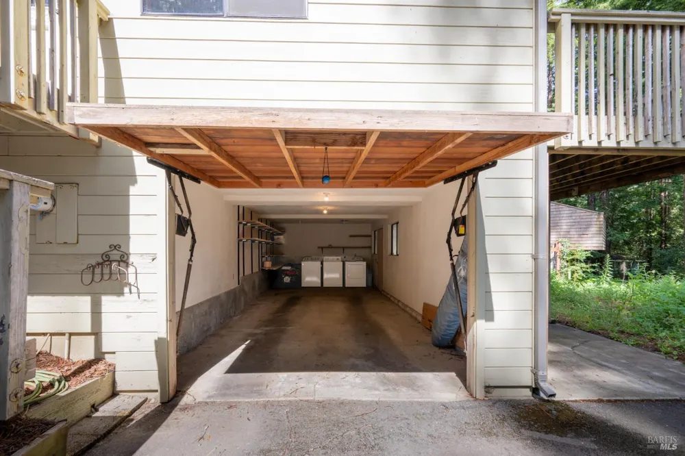 38051 Ocean Ridge Drive Gualala, CA 95445