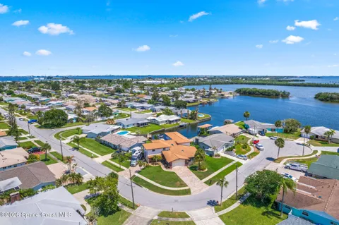 1275 Island Drive