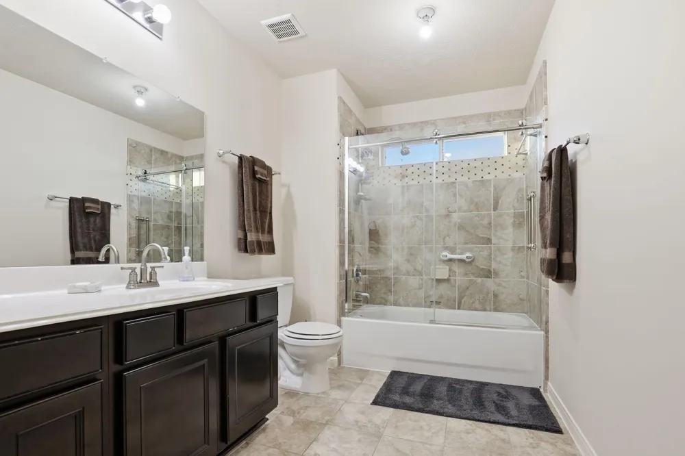 2206 Lisa Lane Deer Park, TX 77536