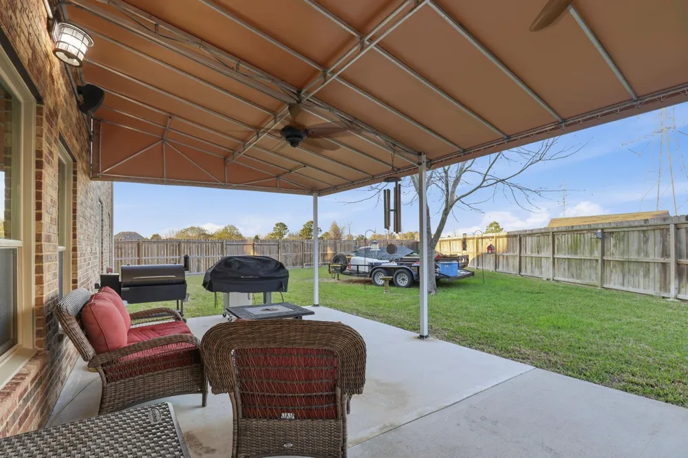 2206 Lisa Lane Deer Park, TX 77536