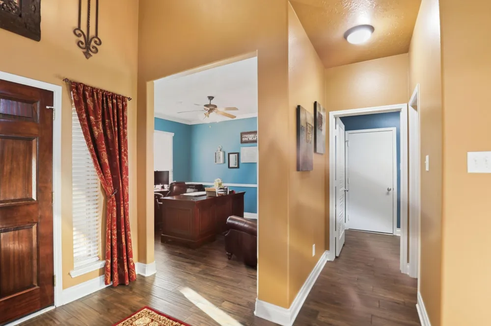 2206 Lisa Lane Deer Park, TX 77536