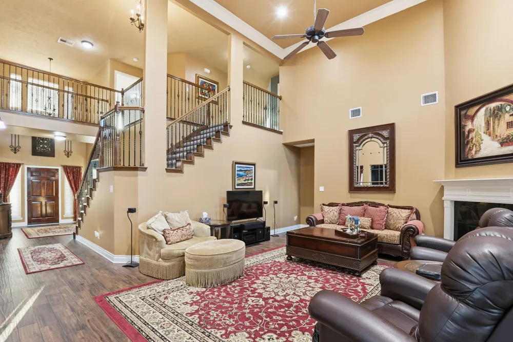 2206 Lisa Lane Deer Park, TX 77536