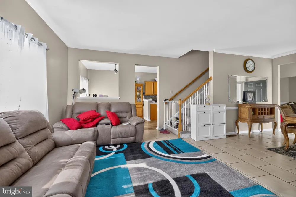142 WILLOW DRIVE Easton, PA 18045