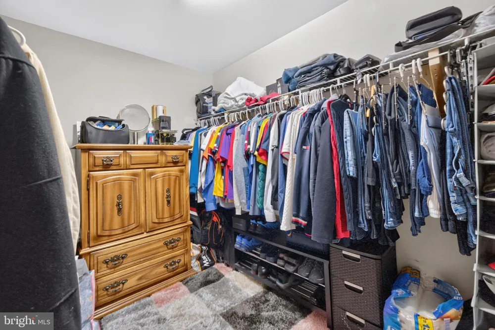 142 WILLOW DRIVE Easton, PA 18045