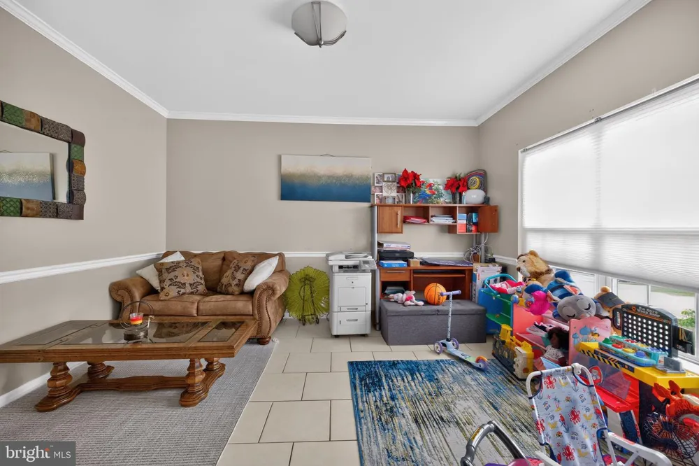 142 WILLOW DRIVE Easton, PA 18045