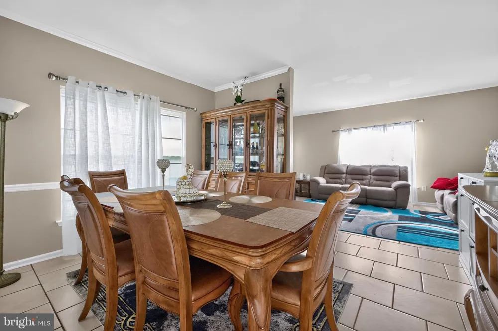 142 WILLOW DRIVE Easton, PA 18045