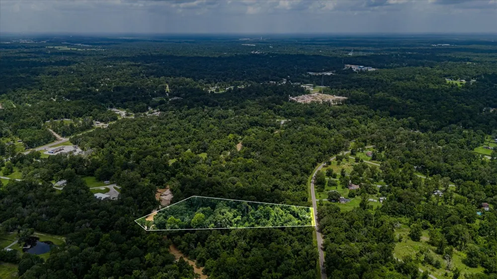 W Magnolia Ln New Caney, TX 77357