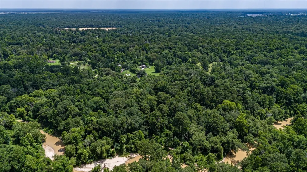 W Magnolia Ln New Caney, TX 77357