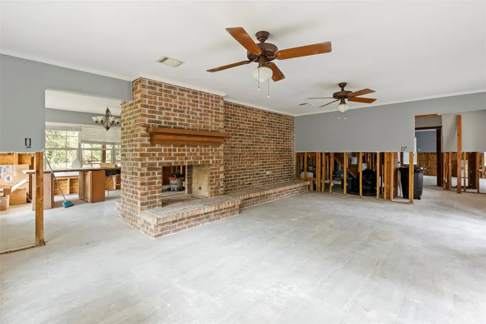 23515 Cardinal Dr Hockley, TX 77447