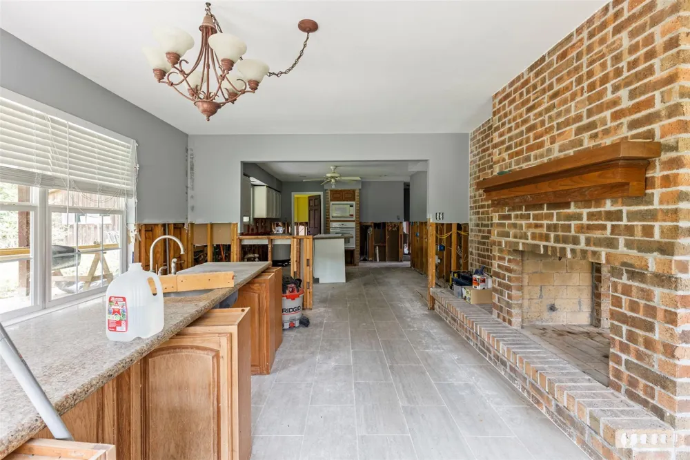 23515 Cardinal Dr Hockley, TX 77447