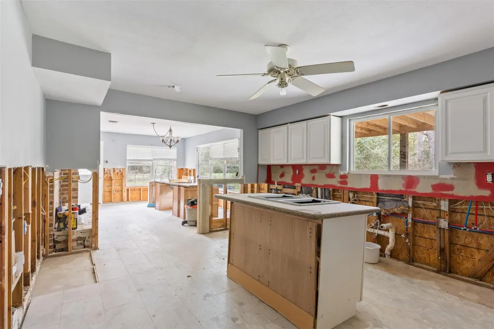 23515 Cardinal Dr Hockley, TX 77447
