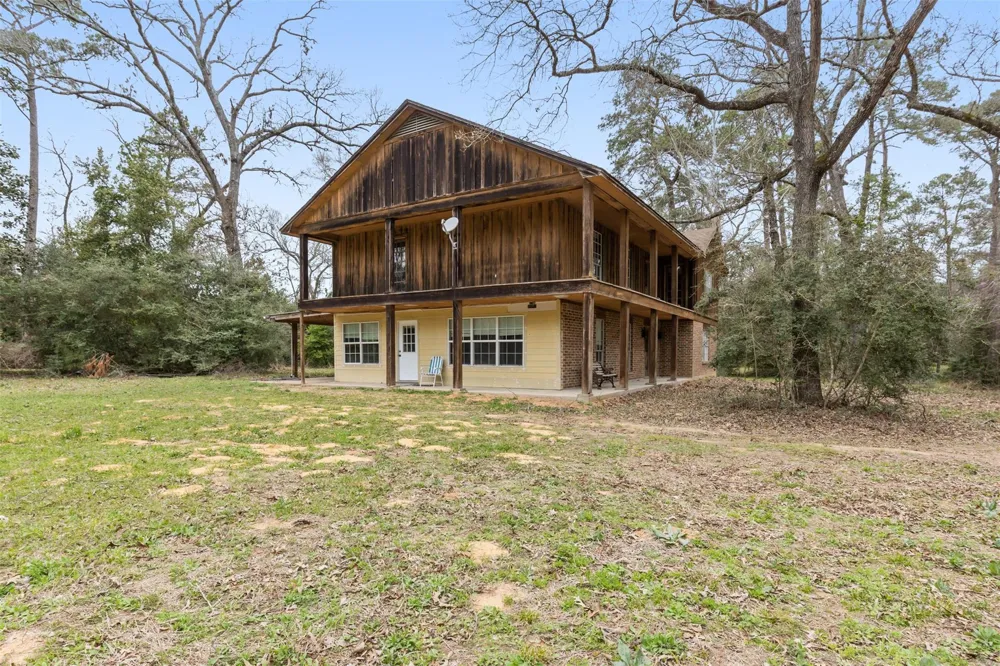 23515 Cardinal Dr Hockley, TX 77447