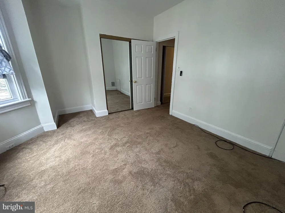 43 WILKINSON PLACE Trenton, NJ 08618