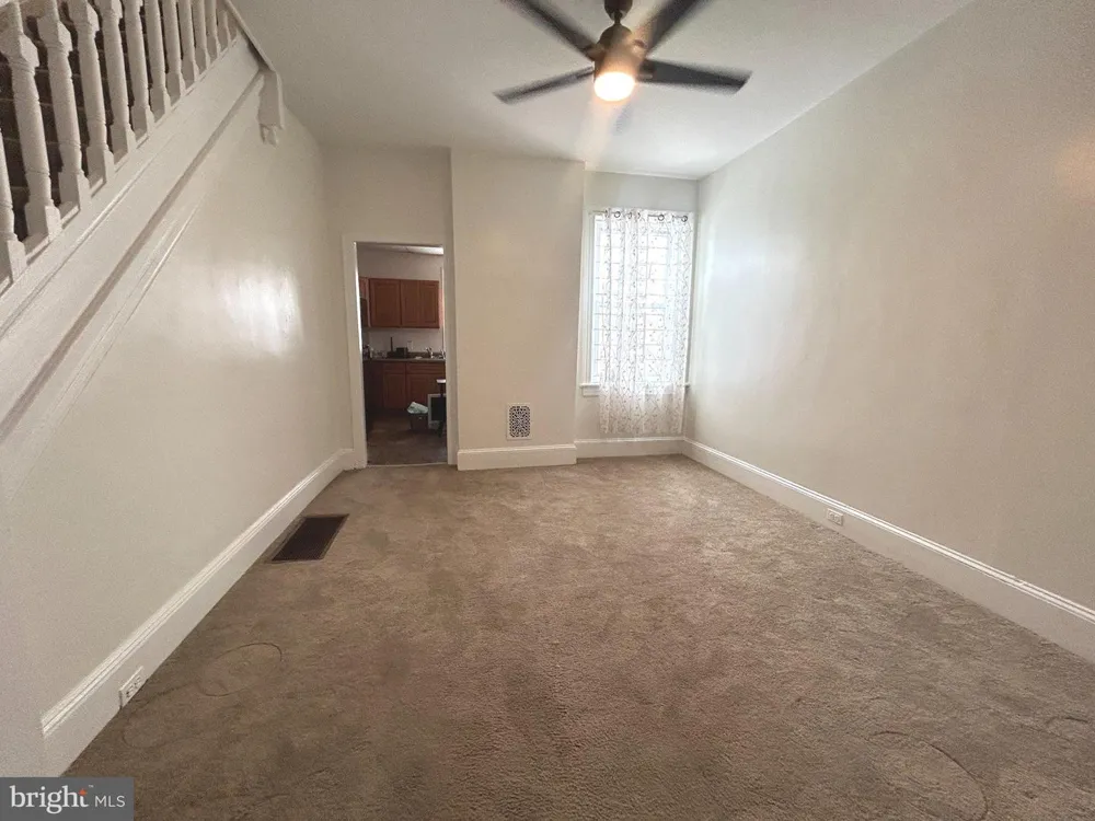 43 WILKINSON PLACE Trenton, NJ 08618