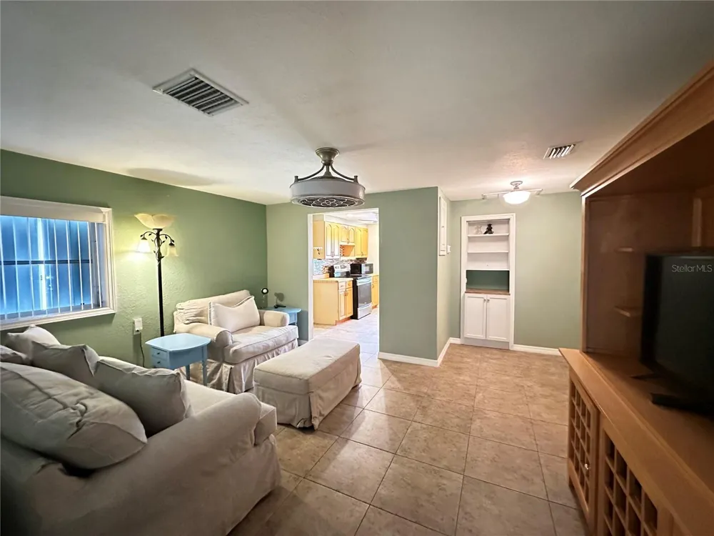 1230 WOODLAWN AVENUE Punta Gorda, FL 33950