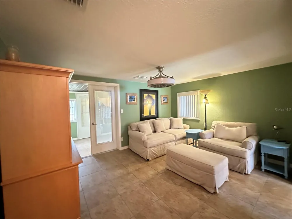1230 WOODLAWN AVENUE Punta Gorda, FL 33950