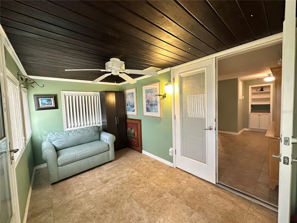 1230 WOODLAWN AVENUE Punta Gorda, FL 33950