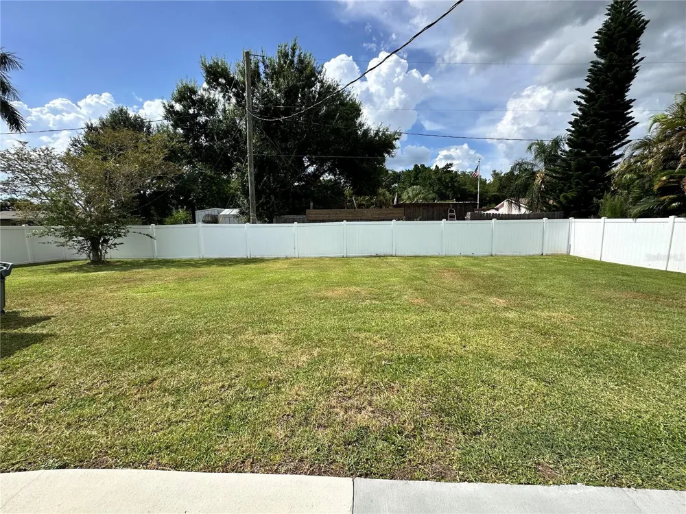 1230 WOODLAWN AVENUE Punta Gorda, FL 33950