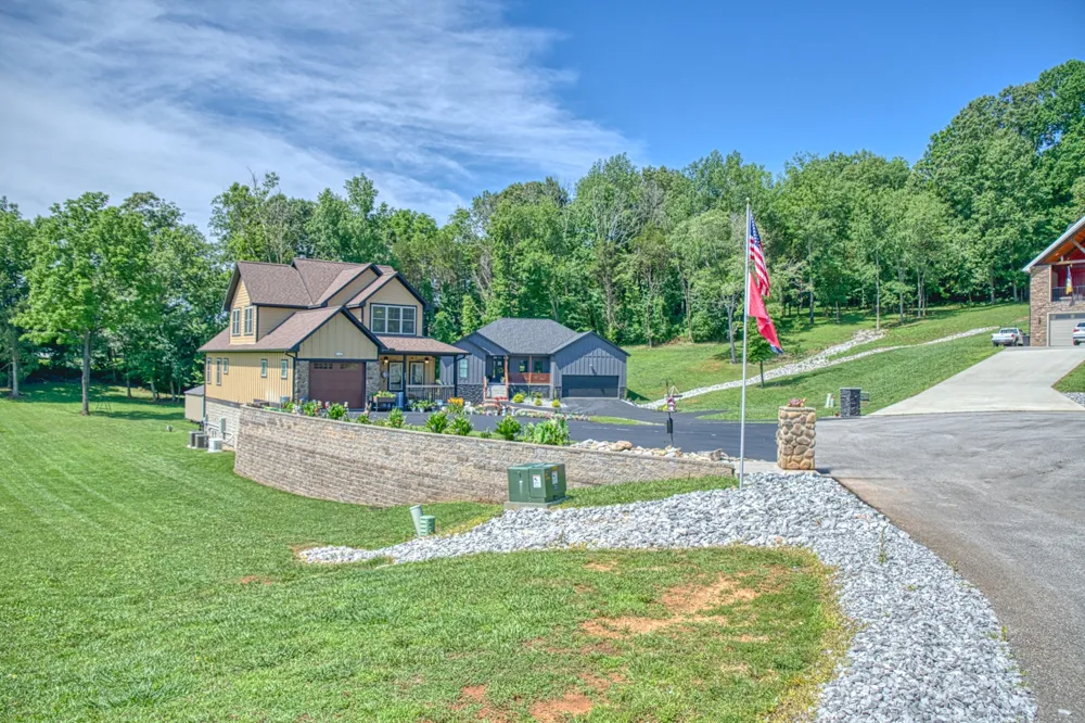 201 Peaceful Ln Sparta, TN 38583