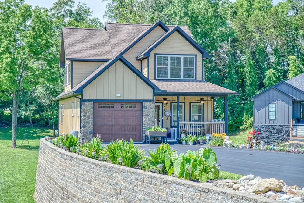 201 Peaceful Ln Sparta, TN 38583
