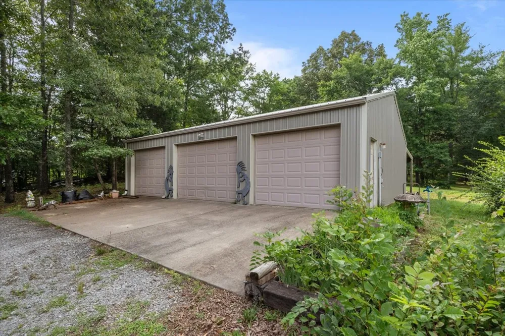 10328 Highway 147 Stewart, TN 37175