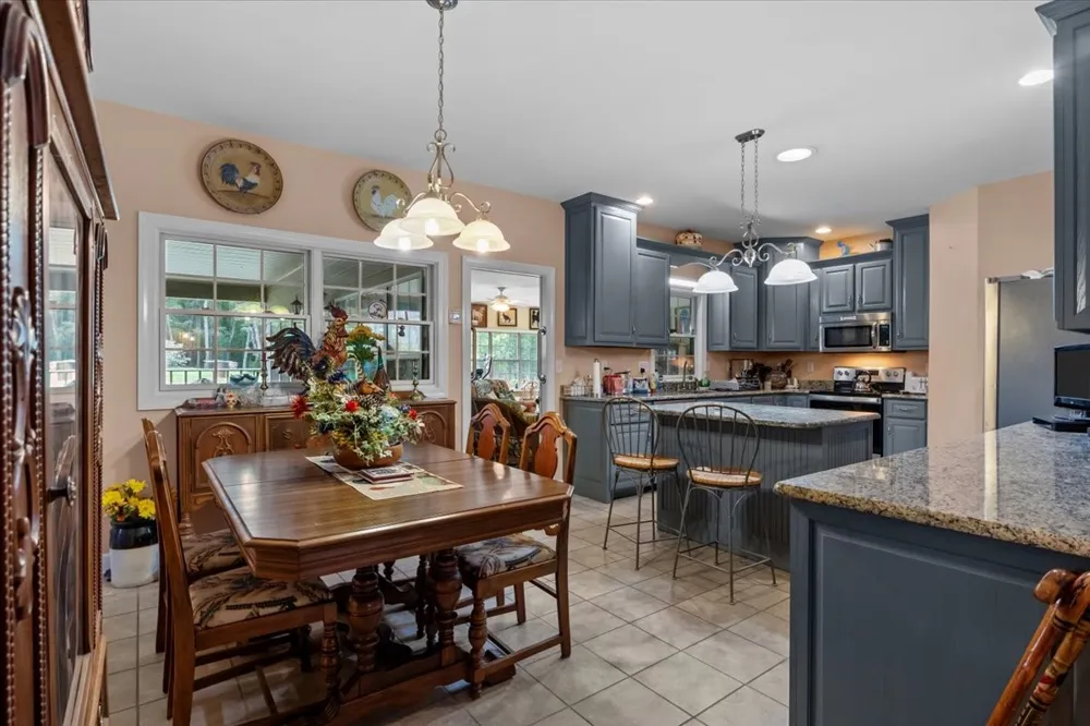 10328 Highway 147 Stewart, TN 37175