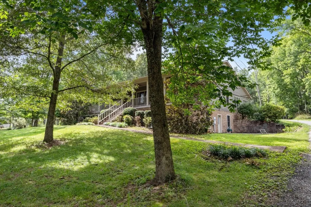 10328 Highway 147 Stewart, TN 37175