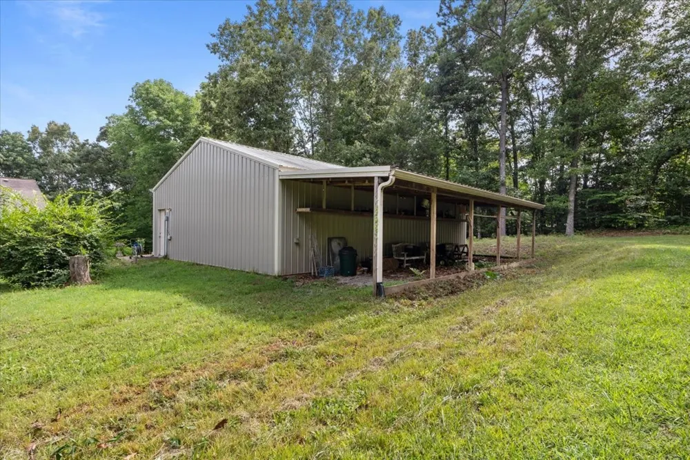 10328 Highway 147 Stewart, TN 37175