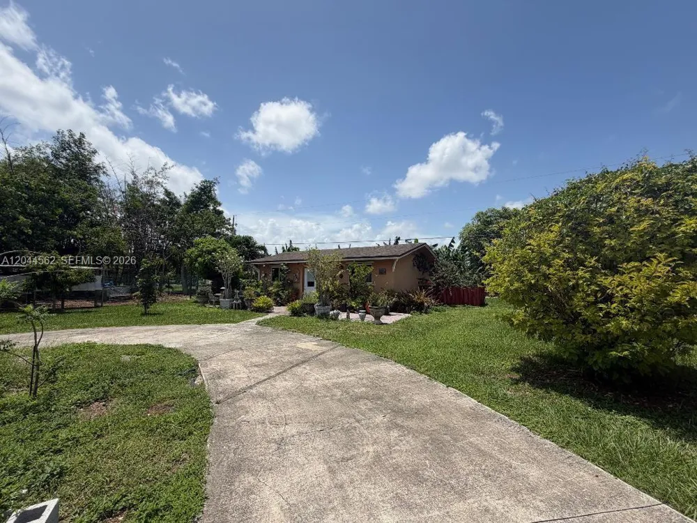 20791 SW 240th St Homestead, FL 33031