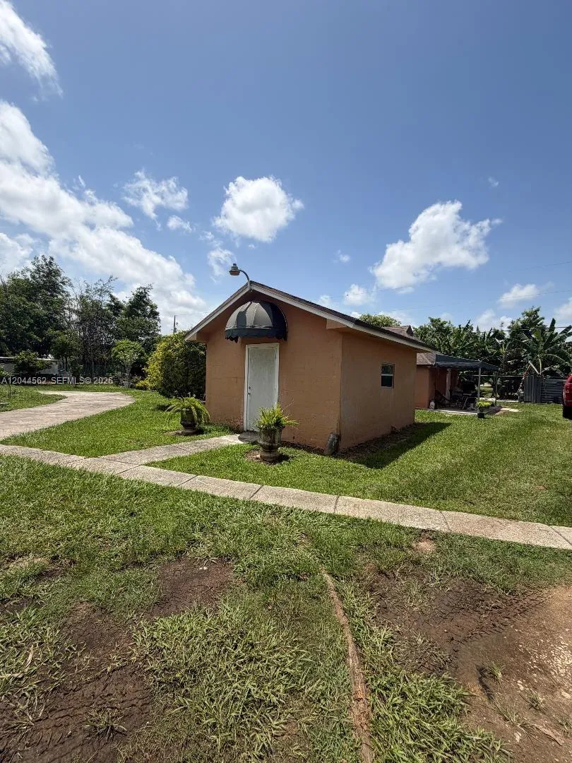 20791 SW 240th St Homestead, FL 33031