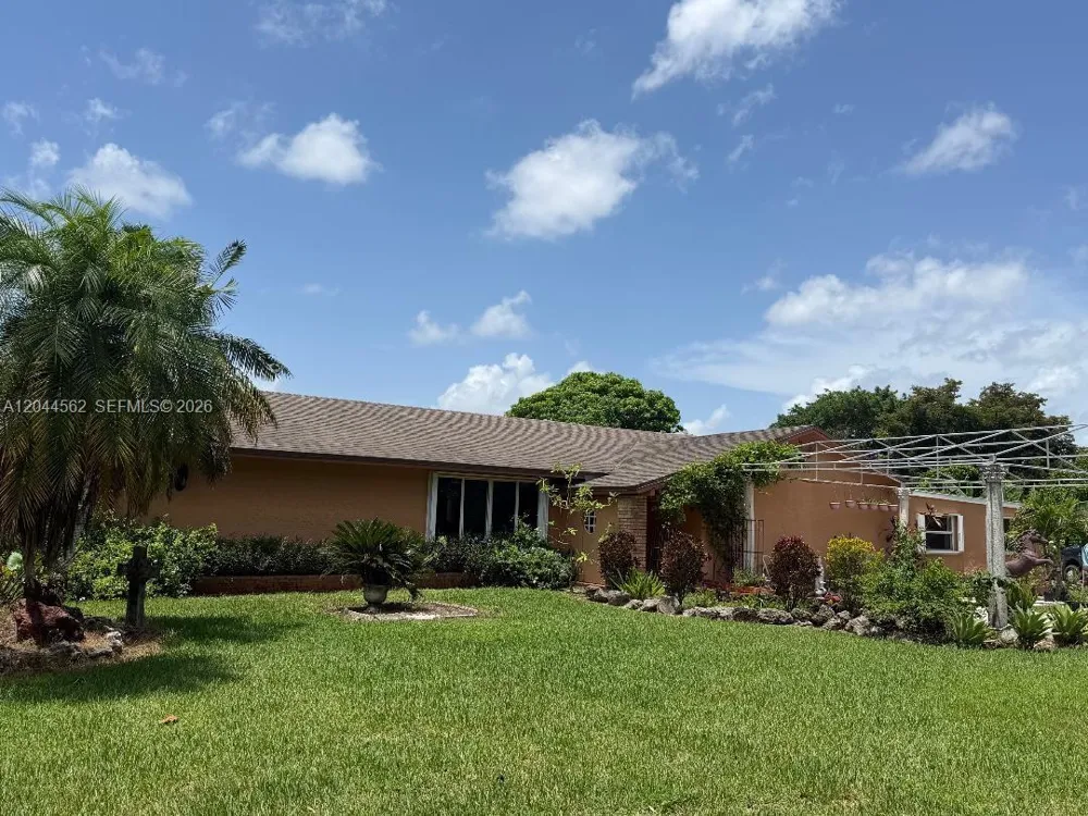 20791 SW 240th St Homestead, FL 33031