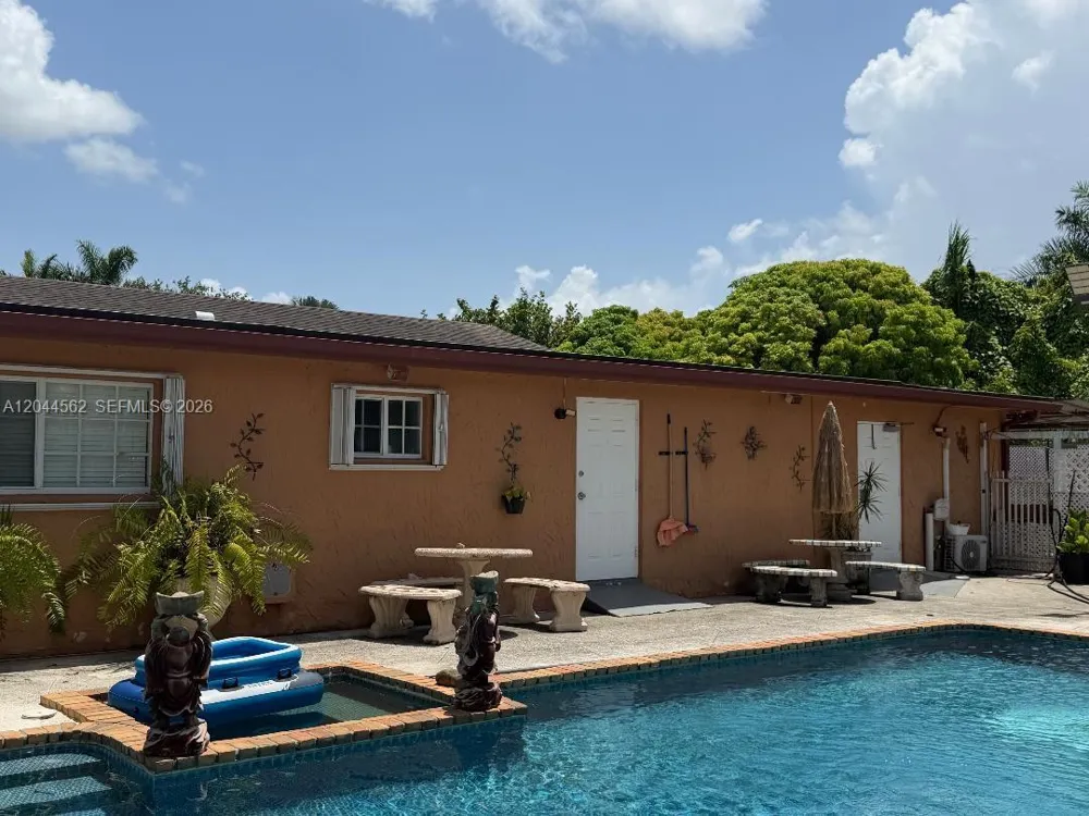 20791 SW 240th St Homestead, FL 33031