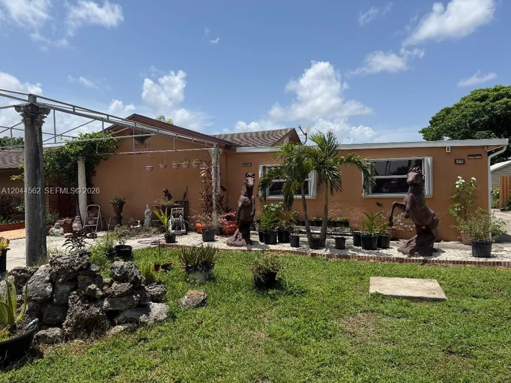 20791 SW 240th St Homestead, FL 33031
