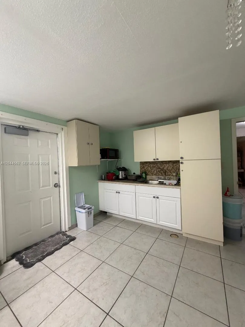20791 SW 240th St Homestead, FL 33031