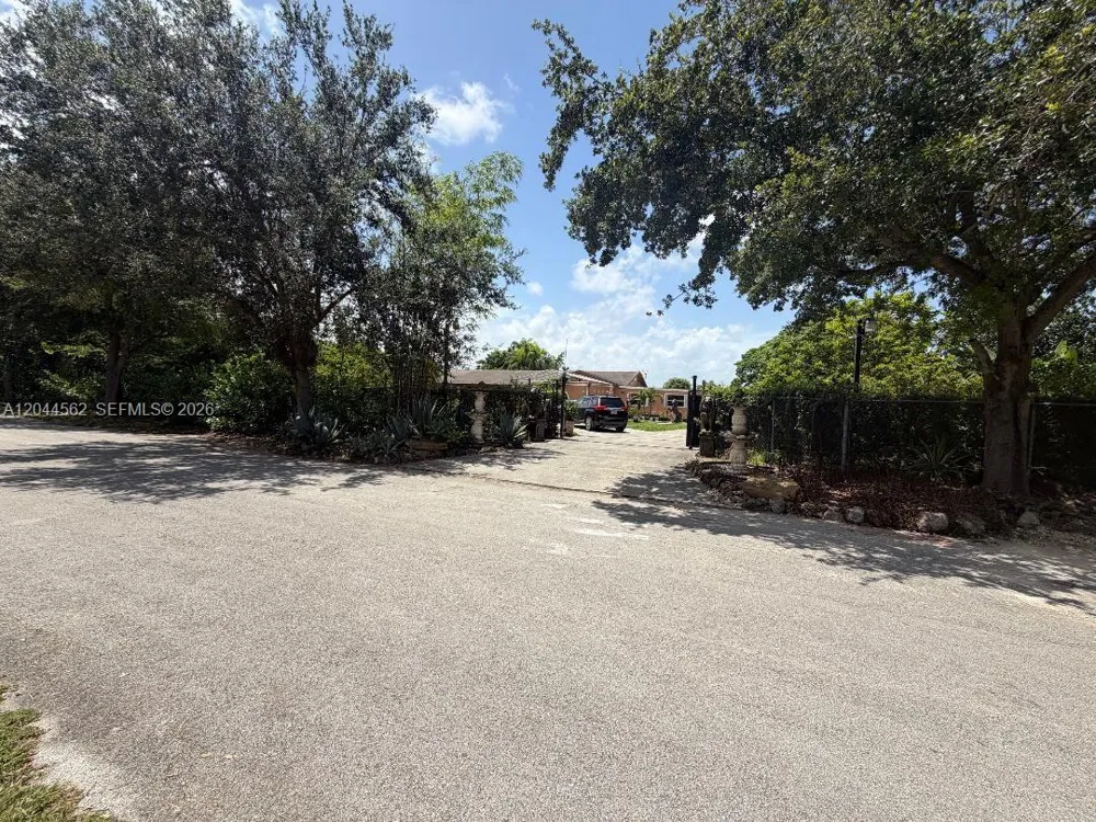 20791 SW 240th St Homestead, FL 33031