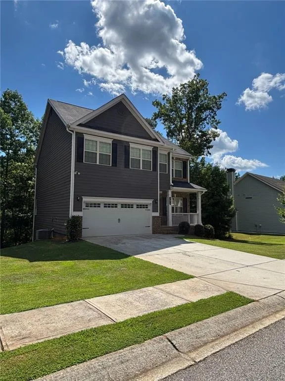 389 White Trillium Drive Hoschton, GA 30548