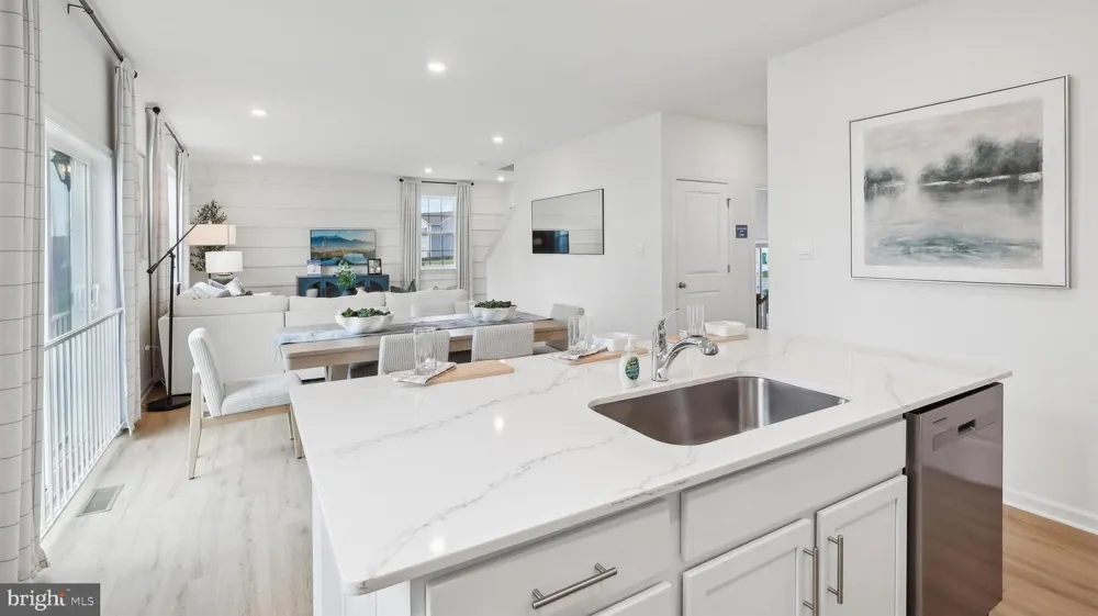 317 MONTEREY DRIVE Egg Harbor Township, NJ 08234