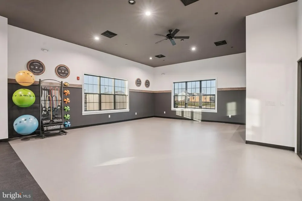 317 MONTEREY DRIVE Egg Harbor Township, NJ 08234