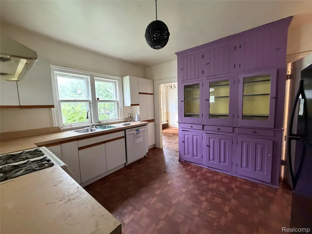 718 River Street Owosso City, MI 48867