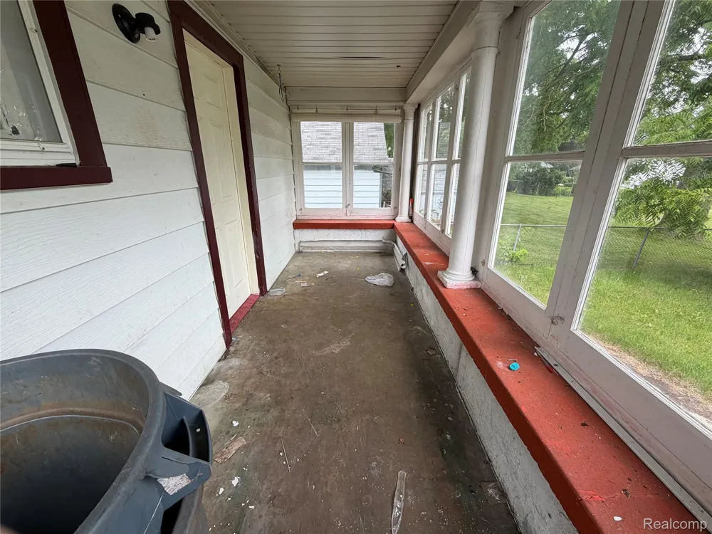 718 River Street Owosso City, MI 48867