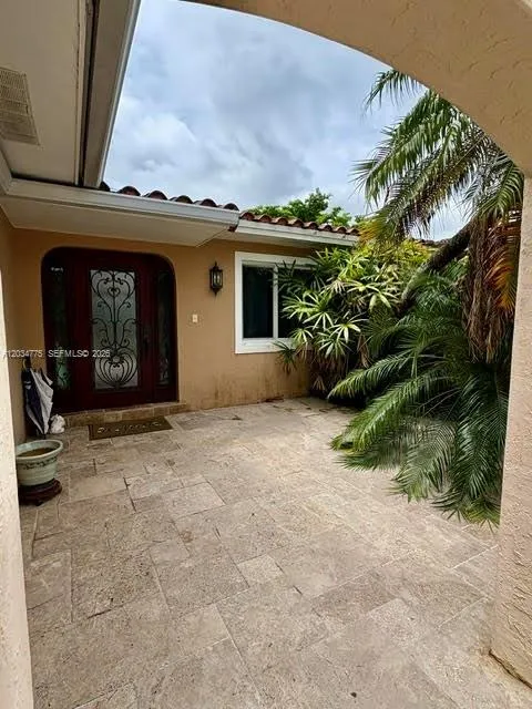 9624 SW 79th Ter Miami, FL 33173