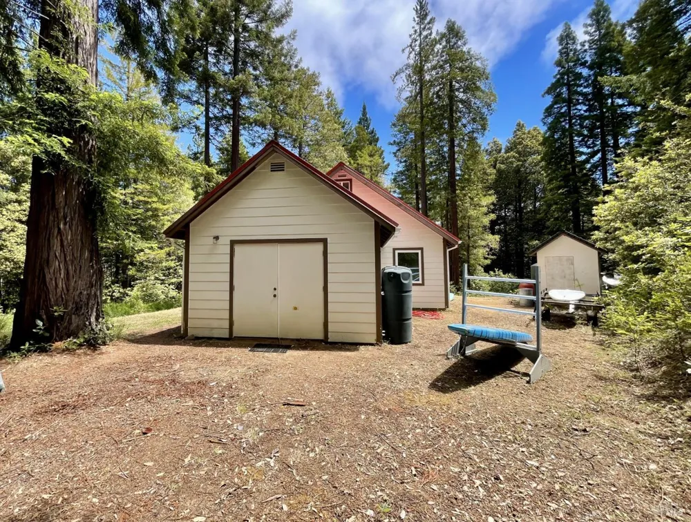 29905 Ten Mile Cut Off Road Gualala, CA 95445
