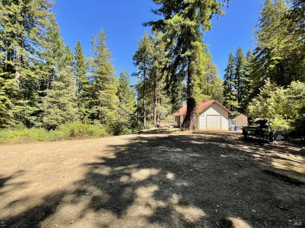 29905 Ten Mile Cut Off Road Gualala, CA 95445