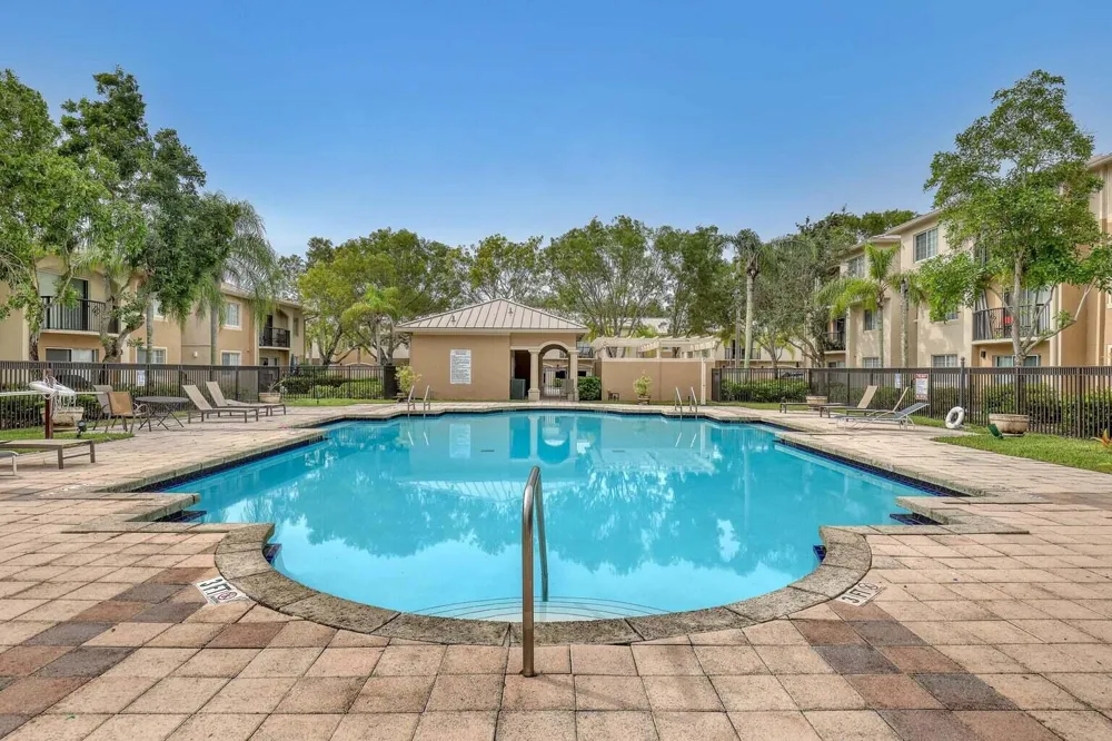 1400 S Crestwood Court S #1407 Royal Palm Beach, FL 33411