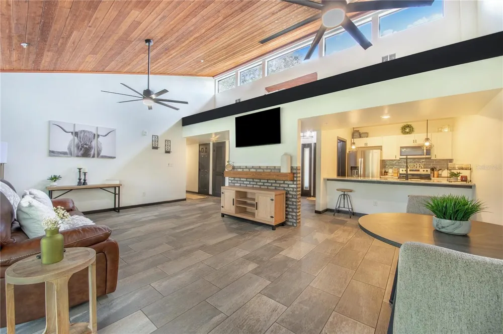 816 PINEWOOD COURT #3126 Haines City, FL 33844