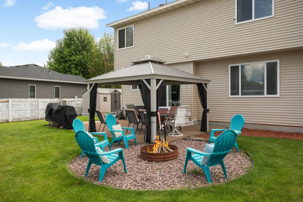 4998 Kama Lane NE Albertville, MN 55301