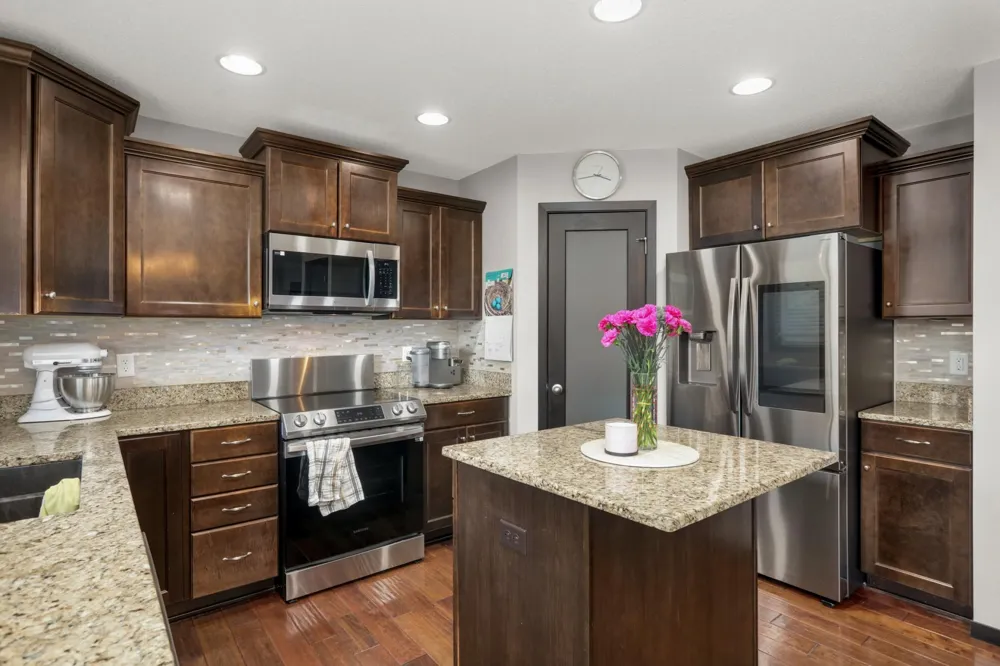 4998 Kama Lane NE Albertville, MN 55301