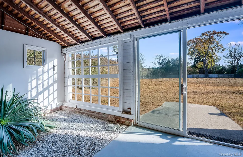88 Pantigo Road East Hampton, NY 11937
